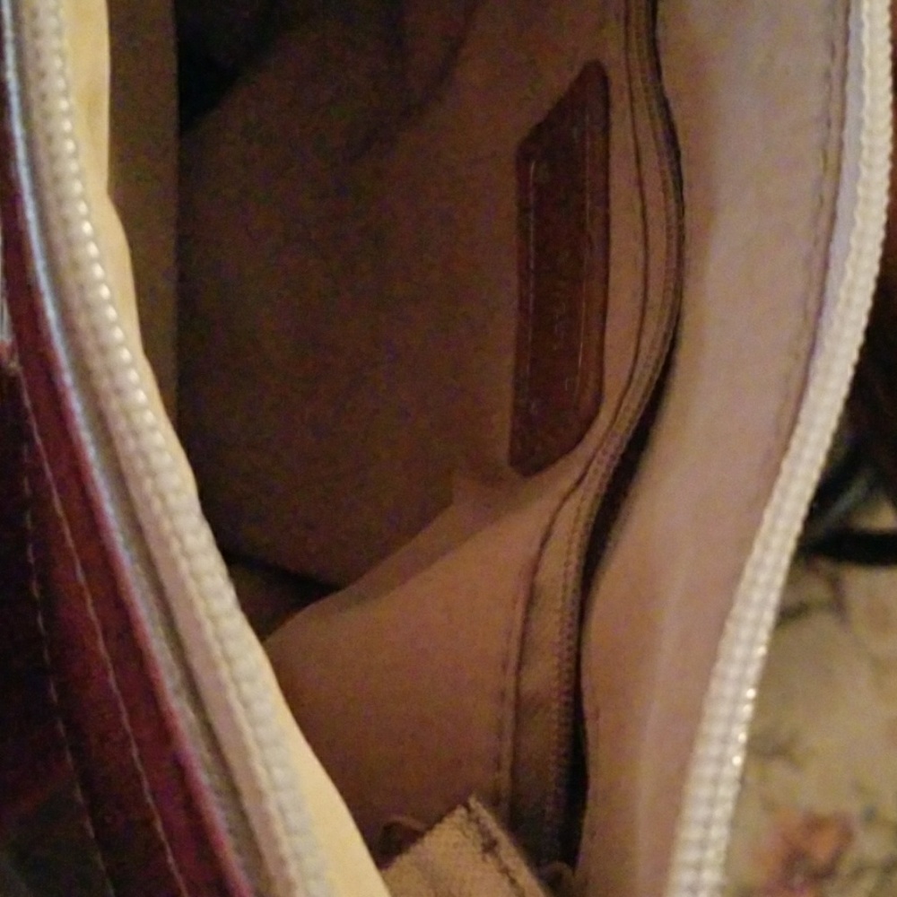 Purse - Picture 4 of 4